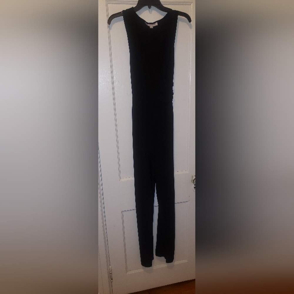 Black sleeveless jumpsuit size L